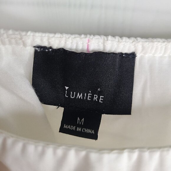 NWT Lumiere White Off Shoulder White Oversized Rufflle Top - Picture 7 of 8